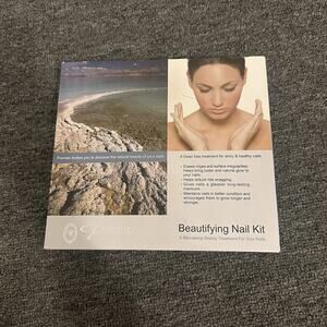 Premier by Dead Sea Premier Prestige Beautifying Nail Kit Mineral Rich Set